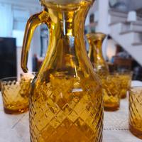 Brocche con bicchieri in cordinato