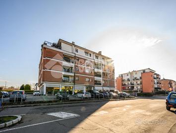 3 LOCALI A CASTELFRANCO EMILIA