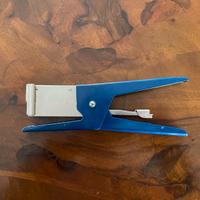 Pinza cucitrice marca Parva