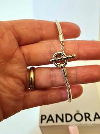 Bracciale Pandora Moments chiusura a T