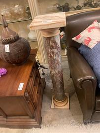 colonna in marmo