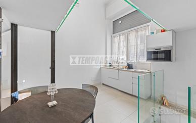 Loft ristrutturato accesso cortile interno