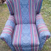 poltrona allungabile  con poggiapiedi