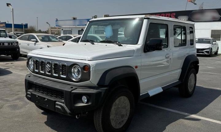 Suzuki Jimmy 2025 1,5 102cv 4x4 km0