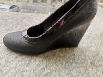 Scarpe nere con zeppa 1 Classe Alviero Martini