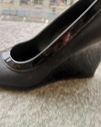 Scarpe nere con zeppa 1 Classe Alviero Martini