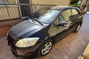 Toyota Auris 2.0 diesel