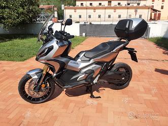 X adv Vendita in Moto e scooter