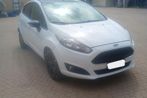 Ford Fiesta - APERTI AD AGOSTO