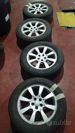 Cerchioni con gomme nuove Subaru R16