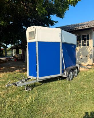 Trailer mada