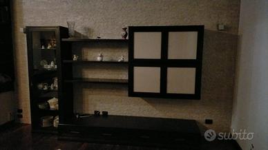 Parete attrezzata in vero legno