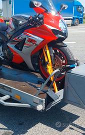 Trasporti specializzati per moto scoter vespa