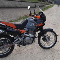 Honda NX 650 Dominator - 1997