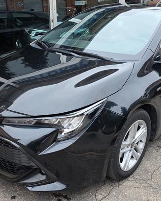 Toyota Corolla 1.8 Hybrid Business