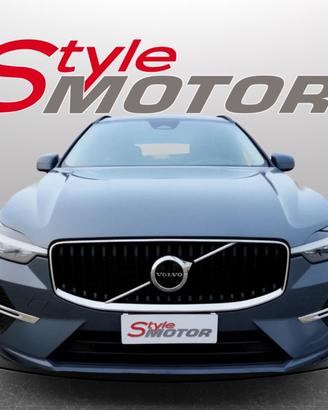 VOLVO XC60 B4 (d) automatico Momentum AWD UFFICI