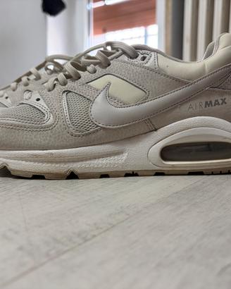 Nike air max command