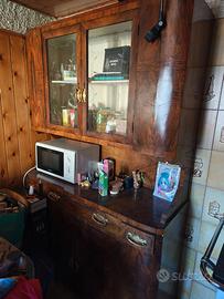 Mobili in radica di noce