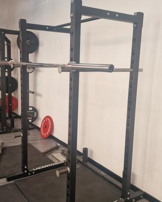 attrezzatura palestra, rack. bilanciere, dischi 
