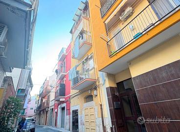 MONOLOCALE A BARLETTA
