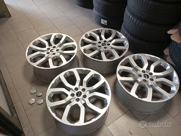 cerchi in lega da 22 Land rover