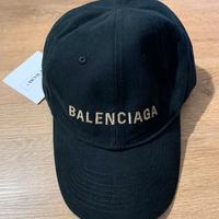 Cappello Balenciaga