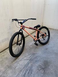 Wheelie bike Bomma 27.5