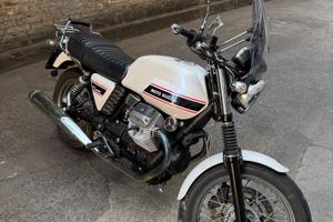 Moto Guzzi V 7