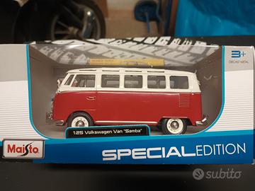 Modellini auto in metallo con scatola