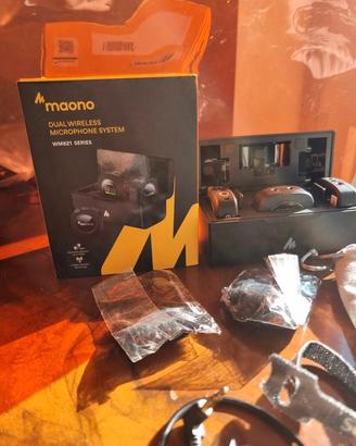 Maono wm 821