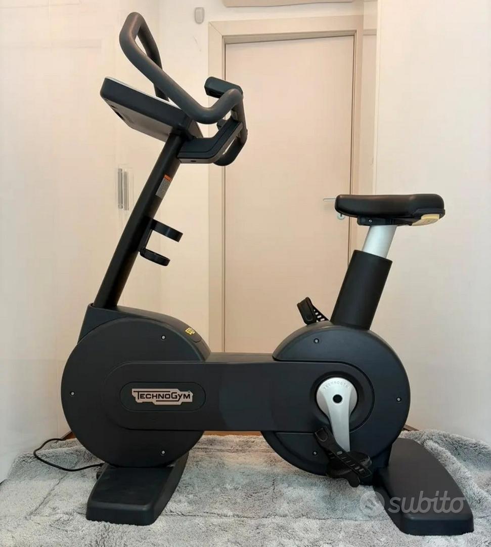 cyclette Technogym come nuova palestra - Sports In vendita a Bergamo