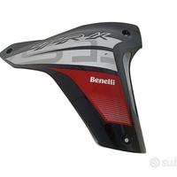 Fianchetto destro nero BENELLI TRK 251 2018-2022