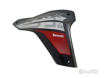 Fianchetto destro nero BENELLI TRK 251 2018-2022