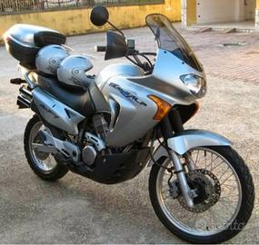 Honda Transalp 650 XLV