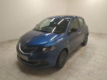 Lancia Ypsilon 1.0 FireFly 5 porte S&S Hybrid Gold