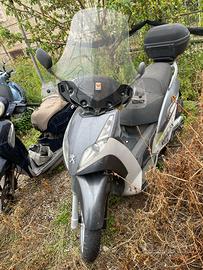 Scooter geopolis peugeot