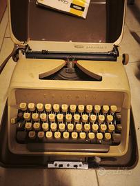 macchina da scrivere   TRIUMPH  Gabriele E