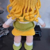 bambola  uncinetto Lele