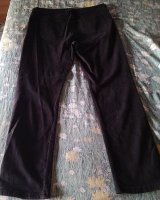 Jeans neri.