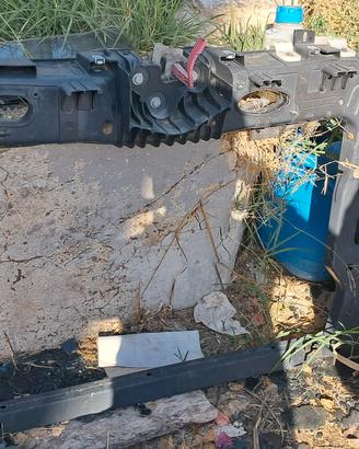 2 xFiat 500 L ossatura calandra originale 