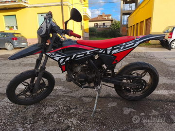 Vendita ciclomotore 50 CC Beta 50