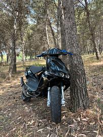 Aprlia sr