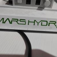 grow box con due lampade led dimmerabili da 150w