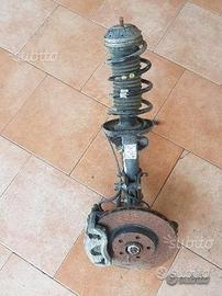 Sospensione lato sinistro fiat 500L diesel 1.3