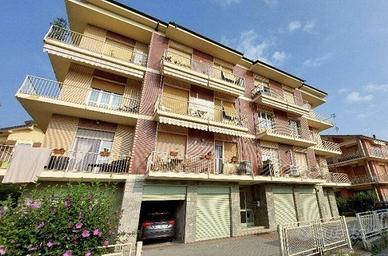 Immobile in asta di 165 m² con 4 locali e box auto