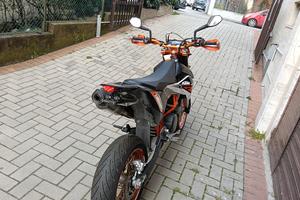 KTM 690smc r