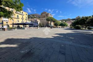 BOX A VIETRI SUL MARE