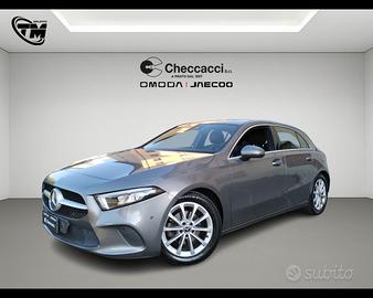 MERCEDES Classe A (V177) A 180 Automatic Bu...