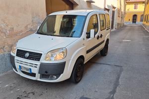 autocarro 4 posti