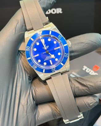 Tudor Black Bay Blu 37mm 79000B Nuovo 2026